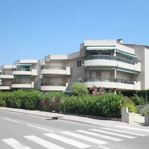 Appartement De 27 M² + 70 M² De Jardin à 100 M Des Plages, Cavalaire-sur-Mer