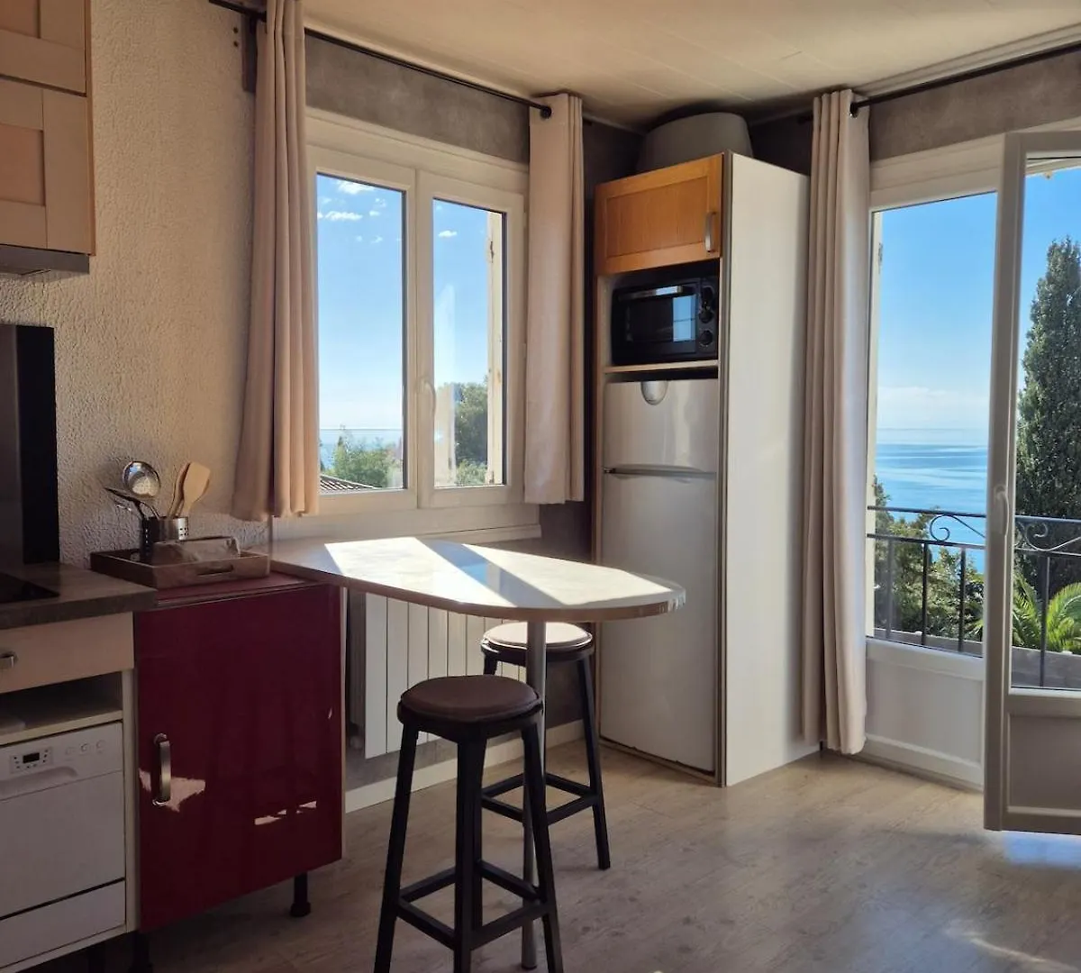 Le Petit Levant Sea View Studio Cavalaire-sur-Mer France
